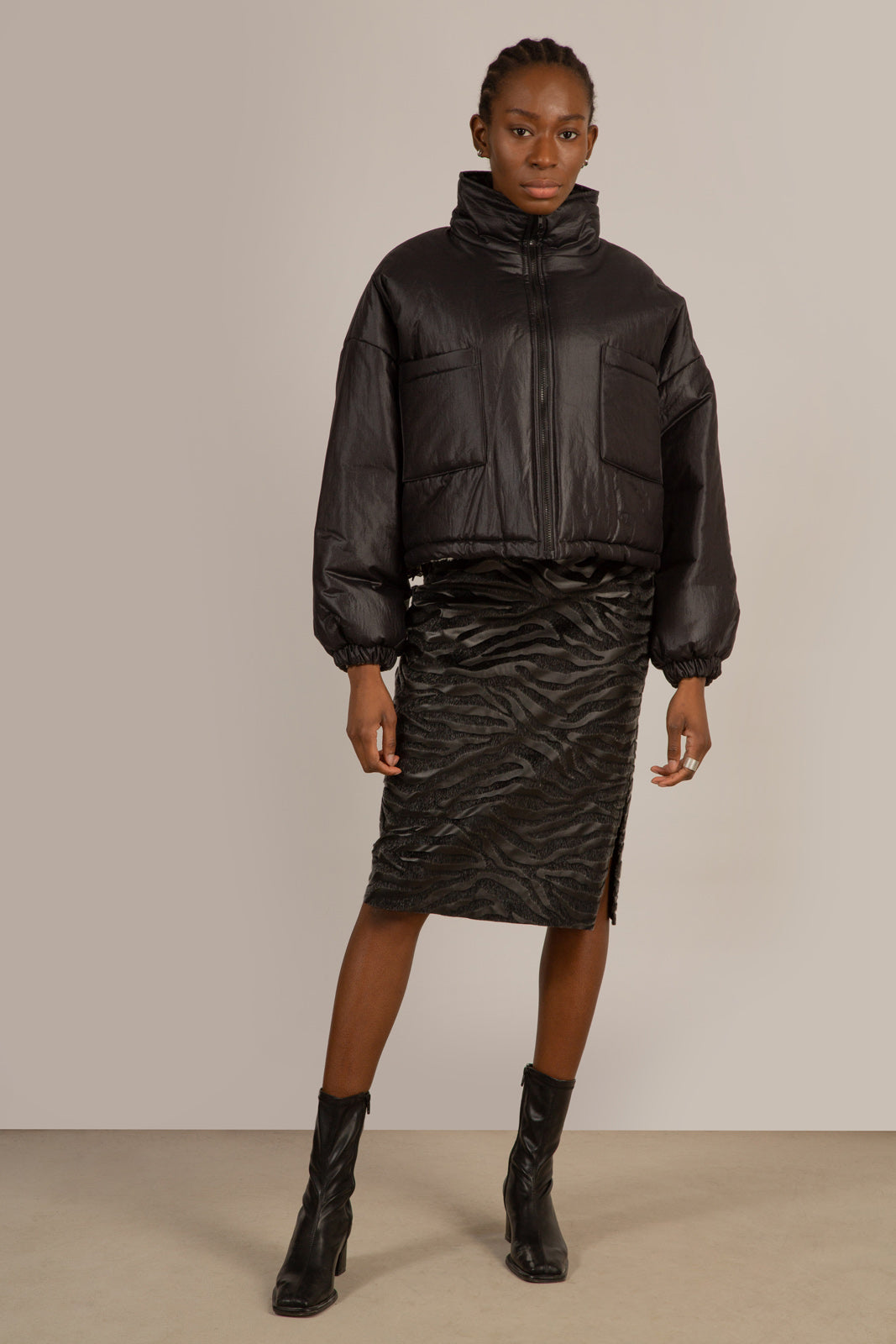 Black and ivory faux fur lined jacket_5