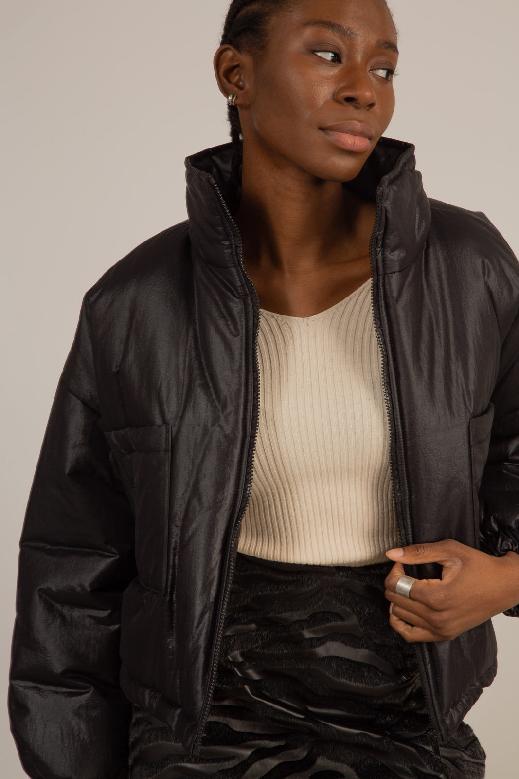 Black and ivory faux fur lined jacket_8