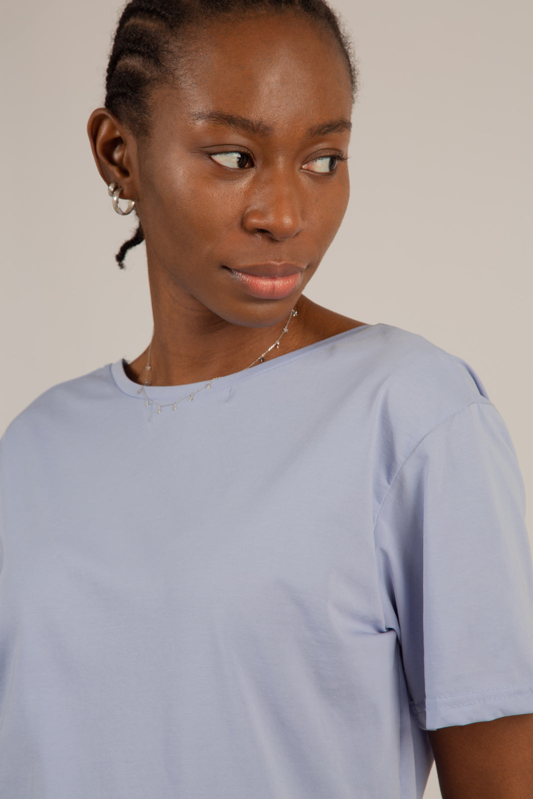 Blue open back tee_5