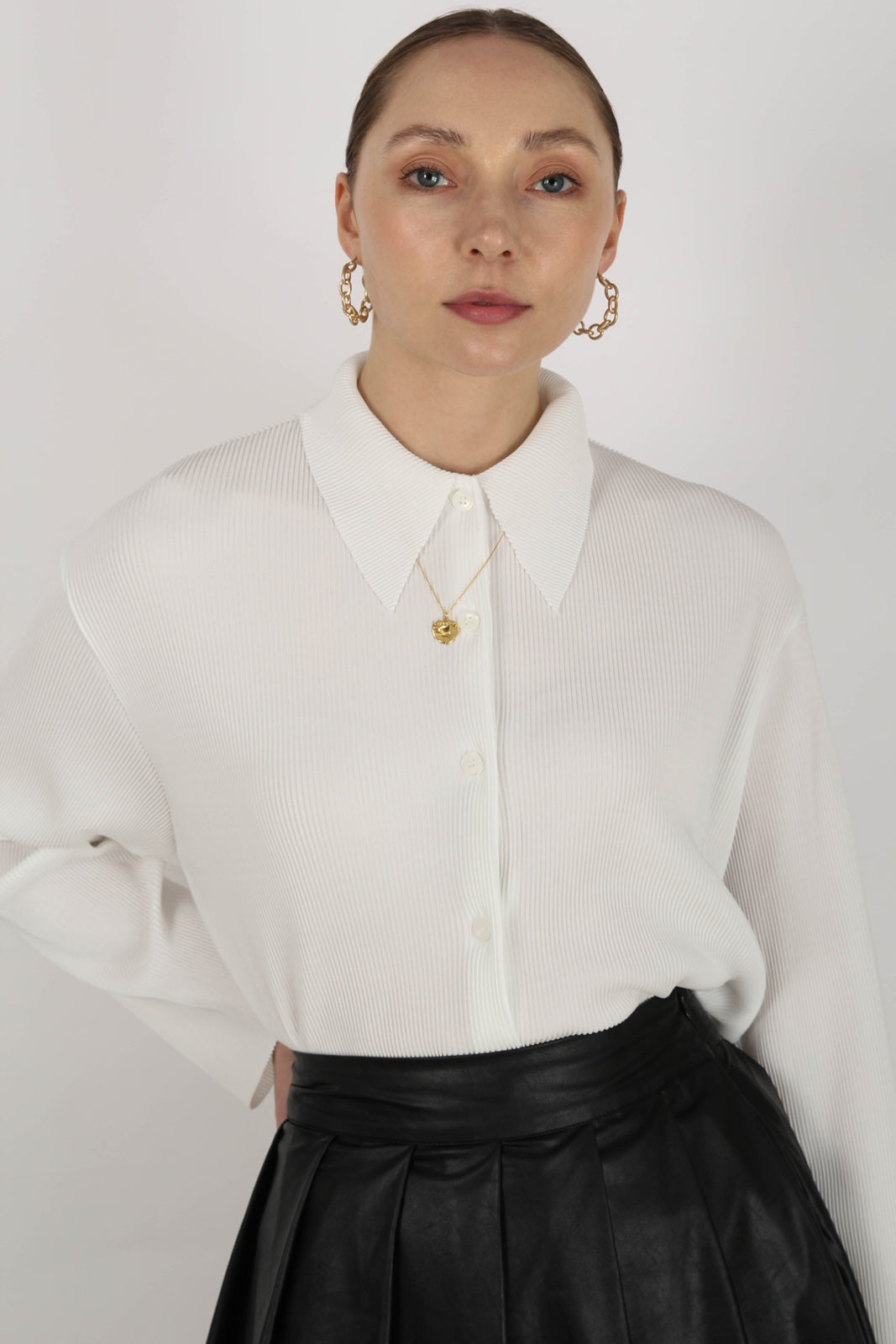 White micro pleated long sleeved shirt_3