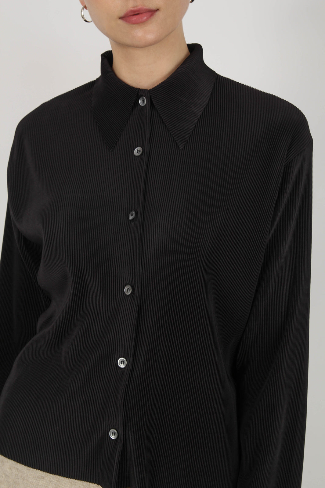 Black micro pleated long sleeved shirt_5