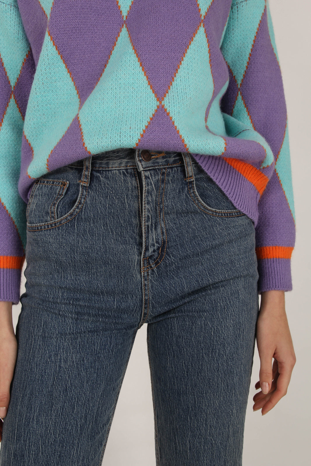 Blue washed recycled cotton blend jeans_2