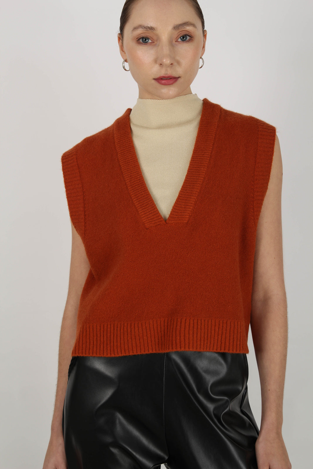 Dusty orange deep V neck sweater vest_4