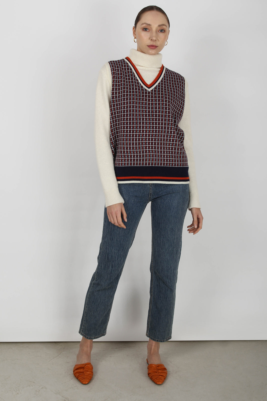 Navy and orange graphic V neck sweater vest_2