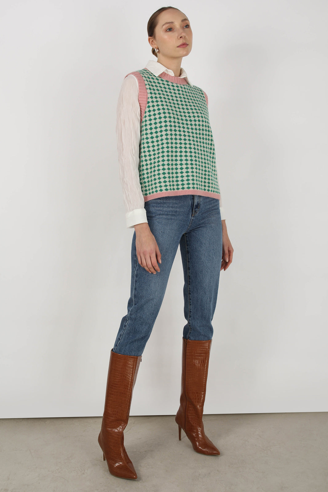 Pink and mint intarsia diamond sweater vest_6