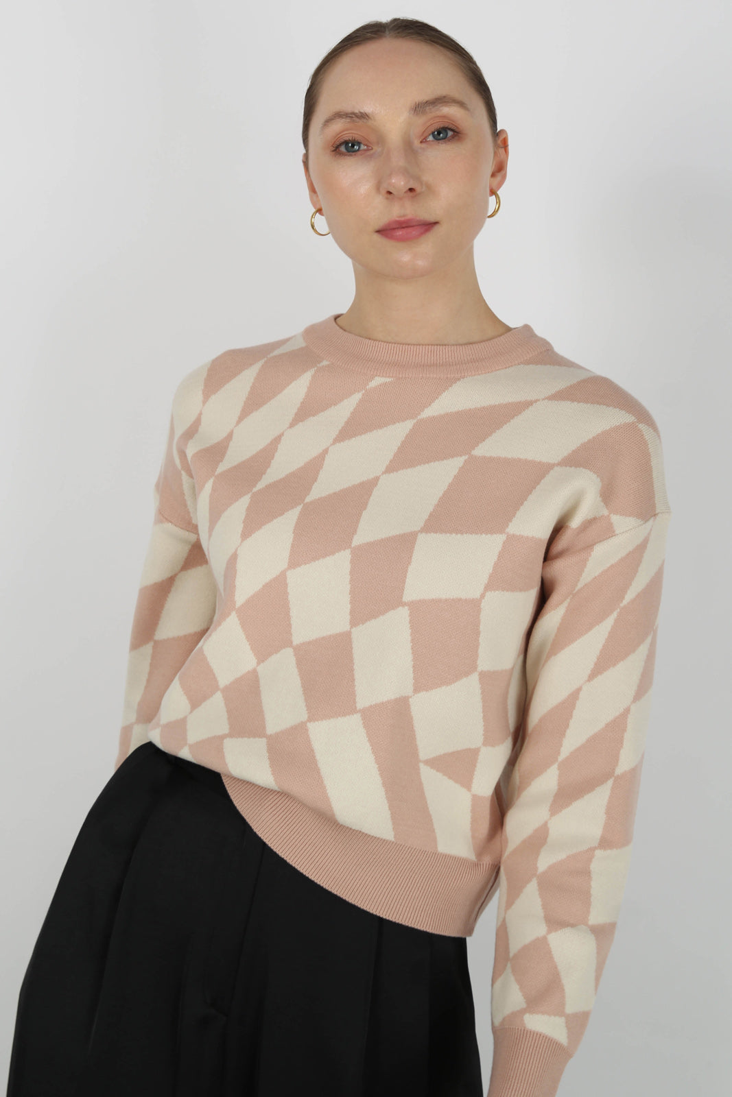Pink and ivory psychedelic intarsia jumper_1