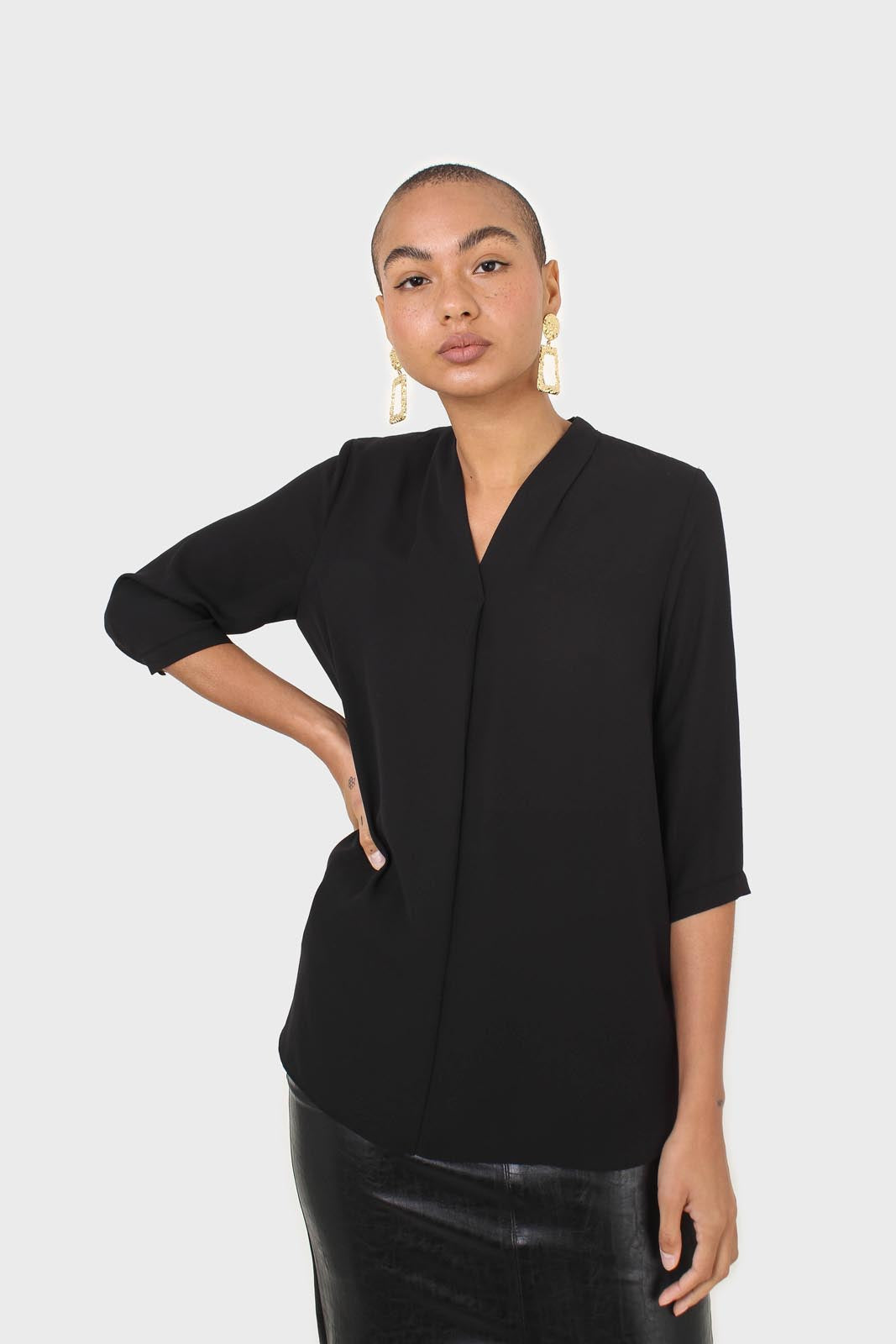 Black classic deep V blouse_2