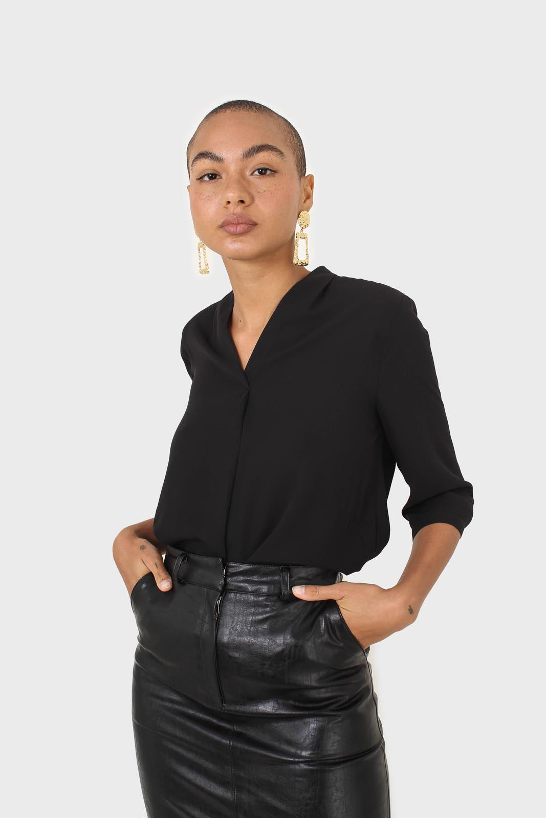 Black classic deep V blouse_6