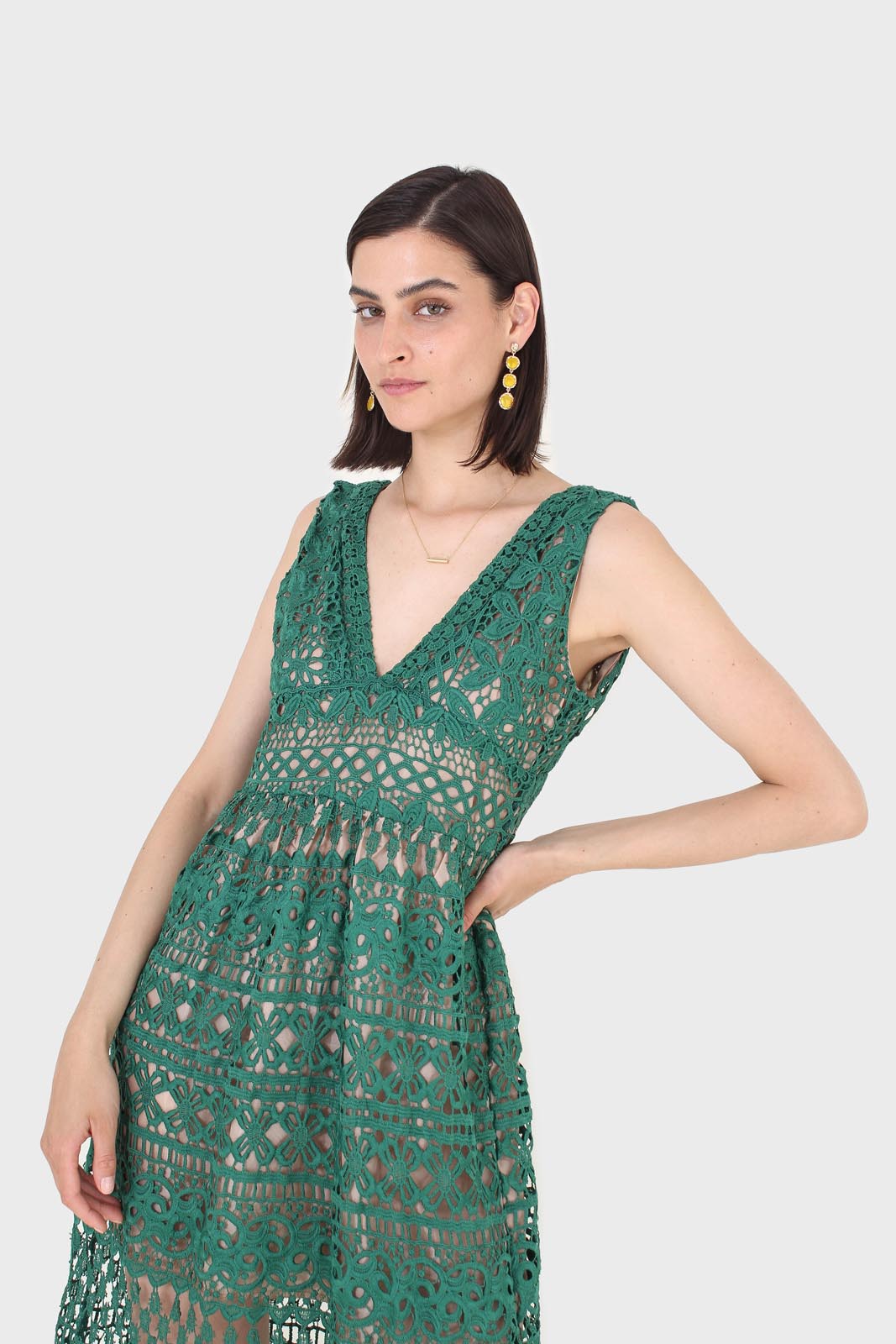Green and nude deep V lace maxi dress_4