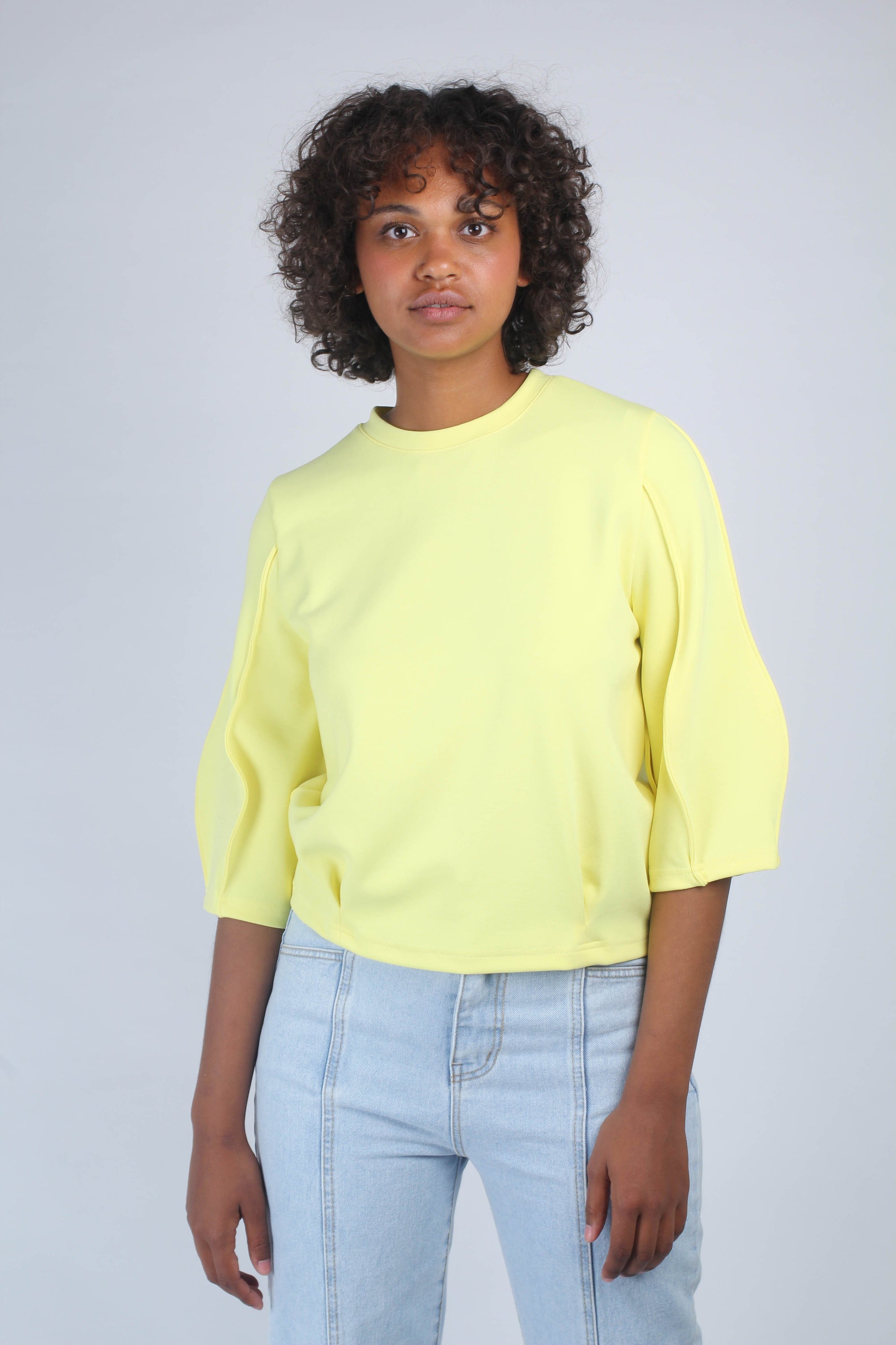 Yellow sharp seamed 3/4 sleeve top_3