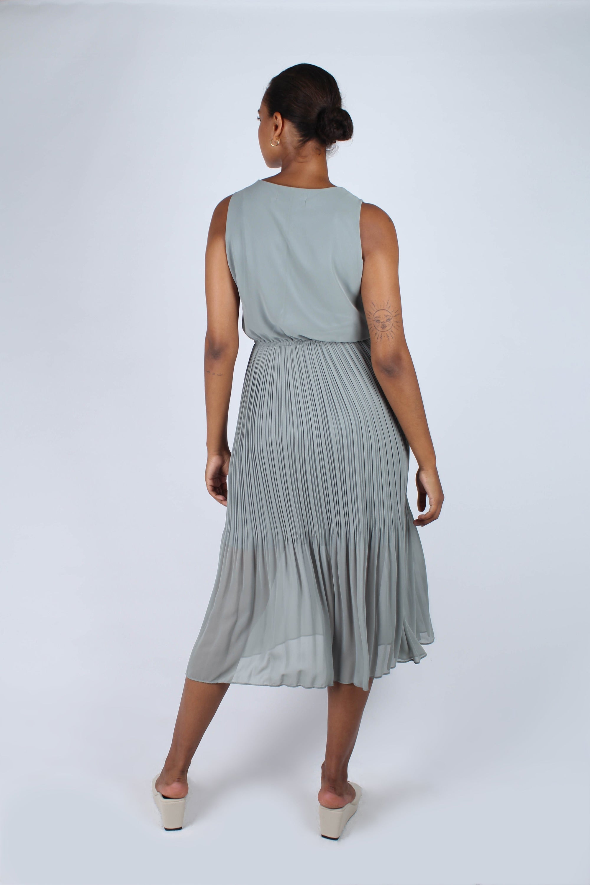 Mint silky micro pleat maxi dress_10