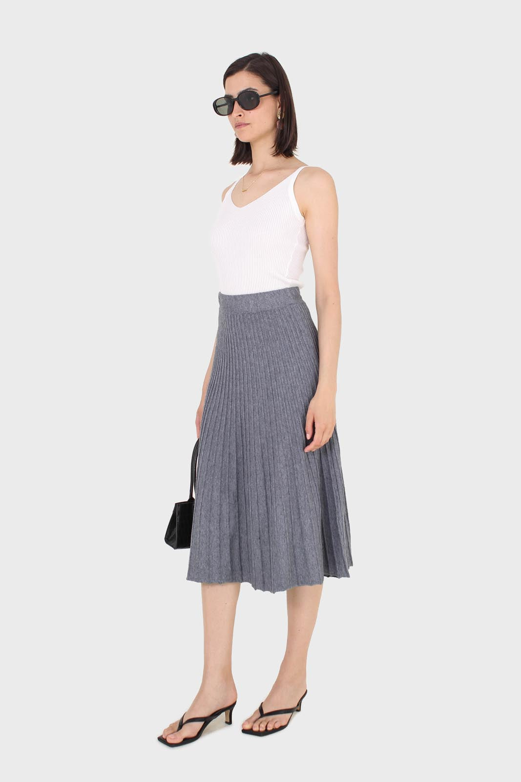 Grey lined midi length flare knit skirt_1