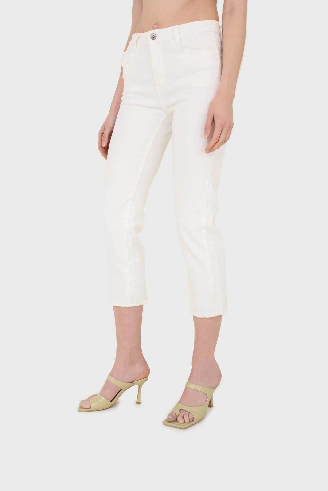 White cut bottom boyfriend jeans - 2305_3