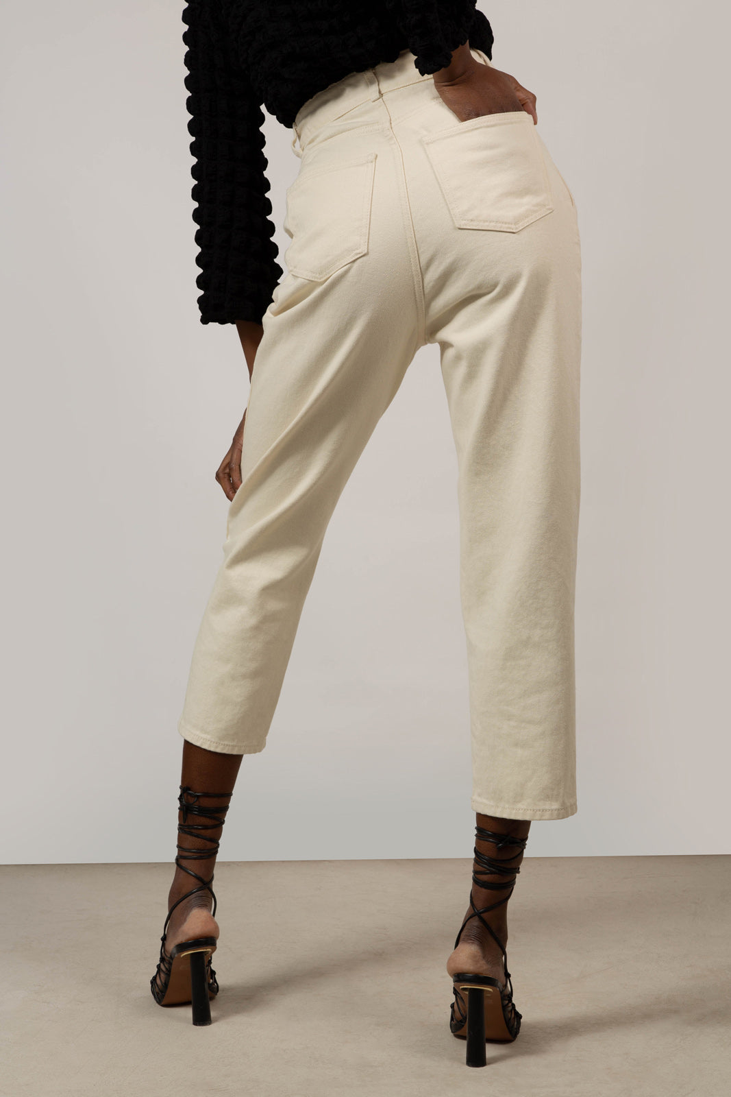 Ivory pleated loose fit jeans - 567_5