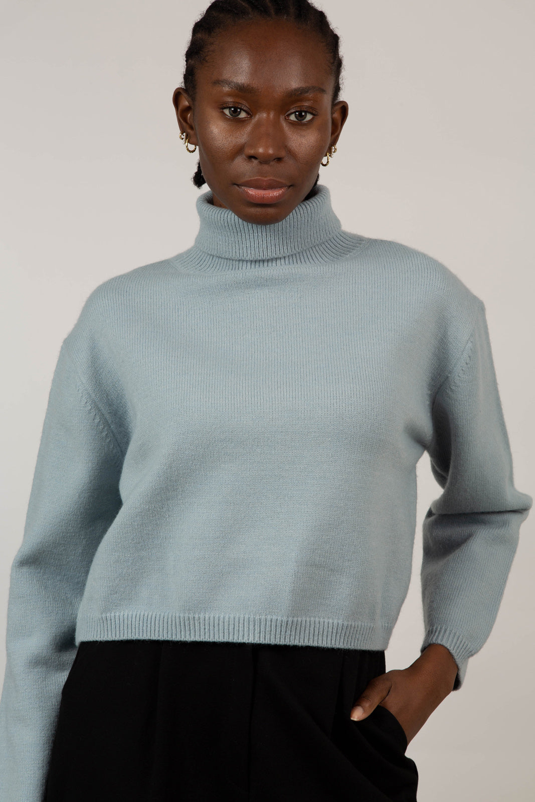 Baby blue cropped turtleneck jumper_1