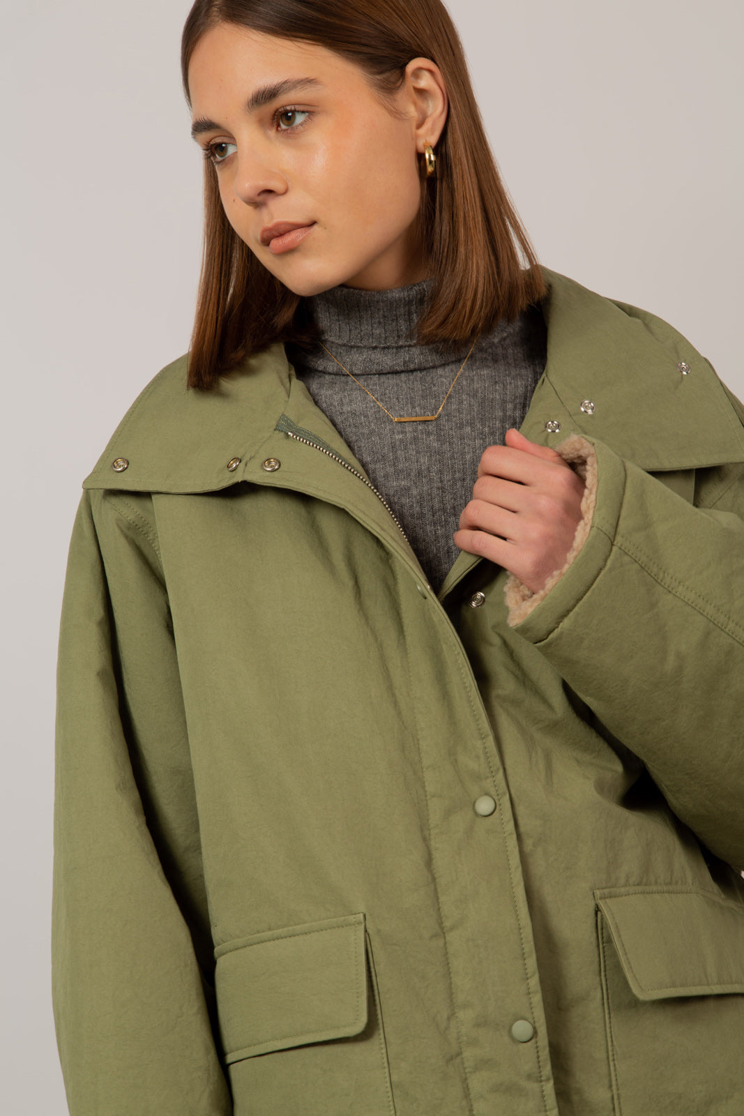 Pale khaki teddy lined cinch back parka_4