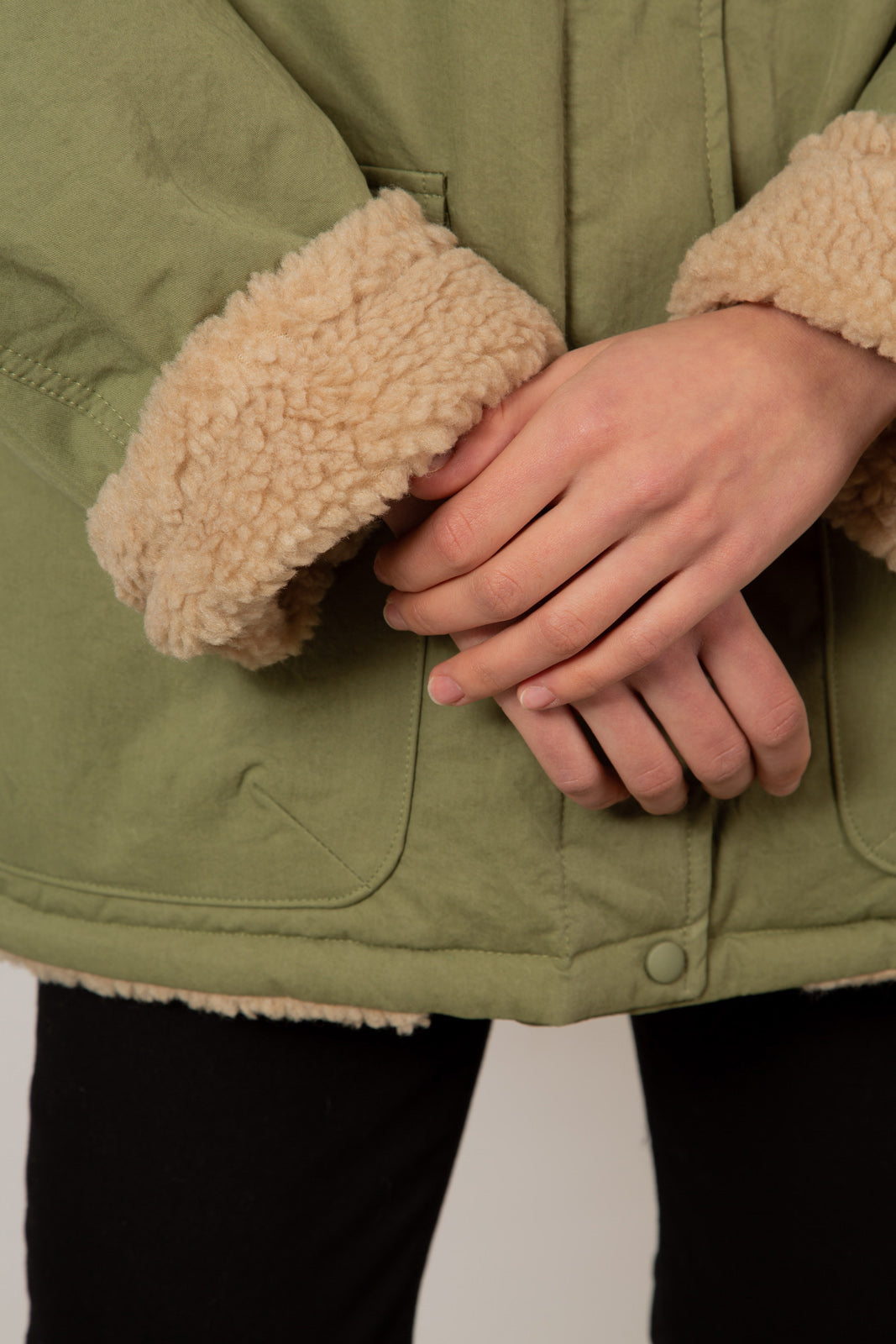 Pale khaki teddy lined cinch back parka_12