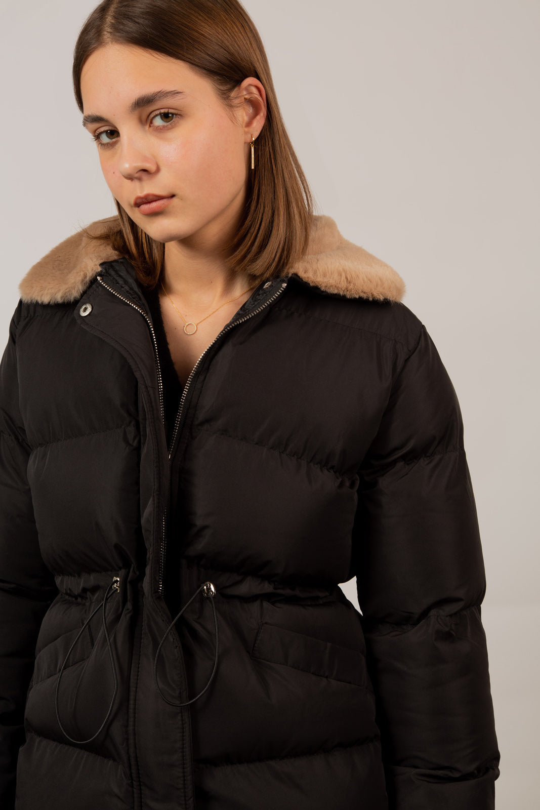 Black and brown fur collar puffer jacket_5