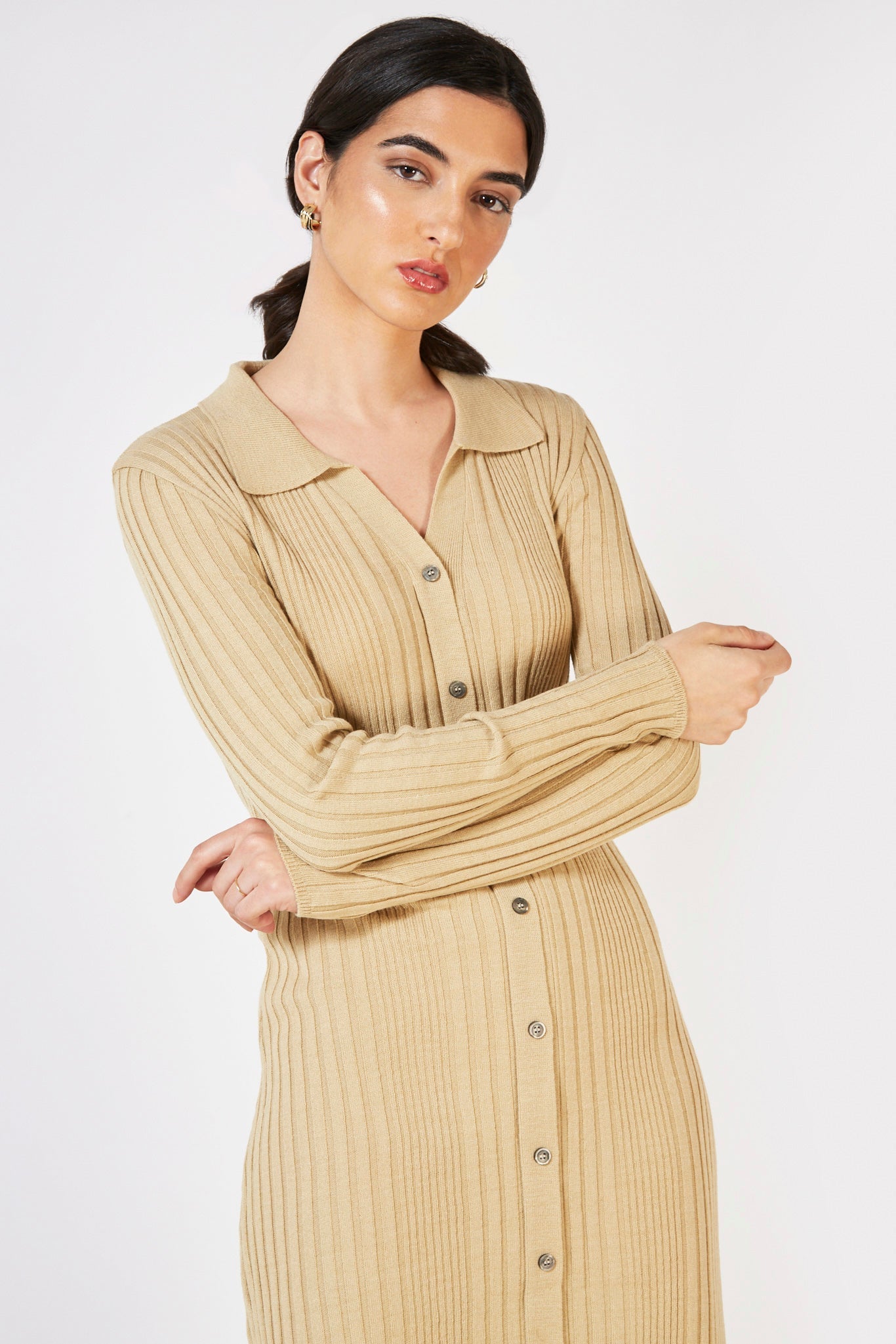 Beige ribbed knit shirt dress_1