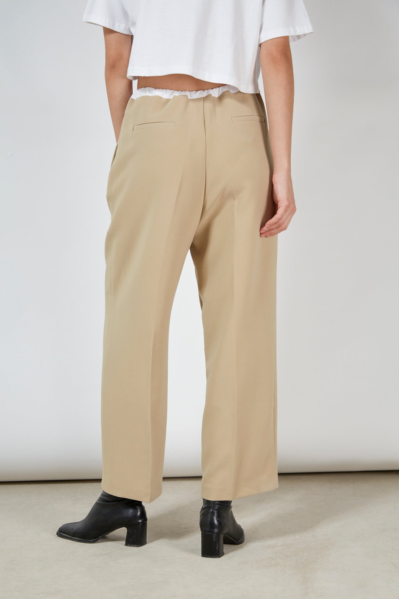 Beige and ivory contrast waist trousers_3