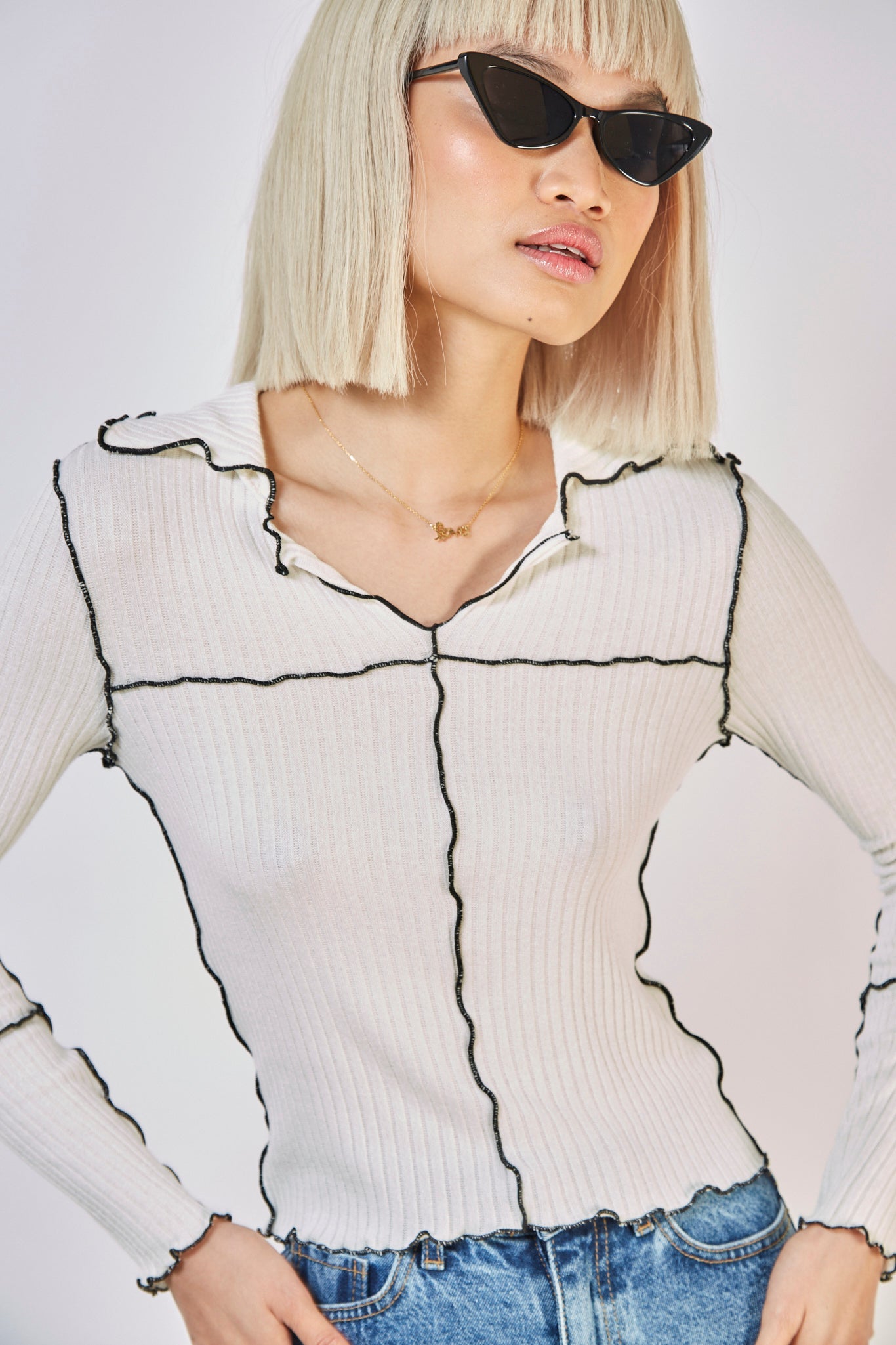 Ivory and black trim collar top_3