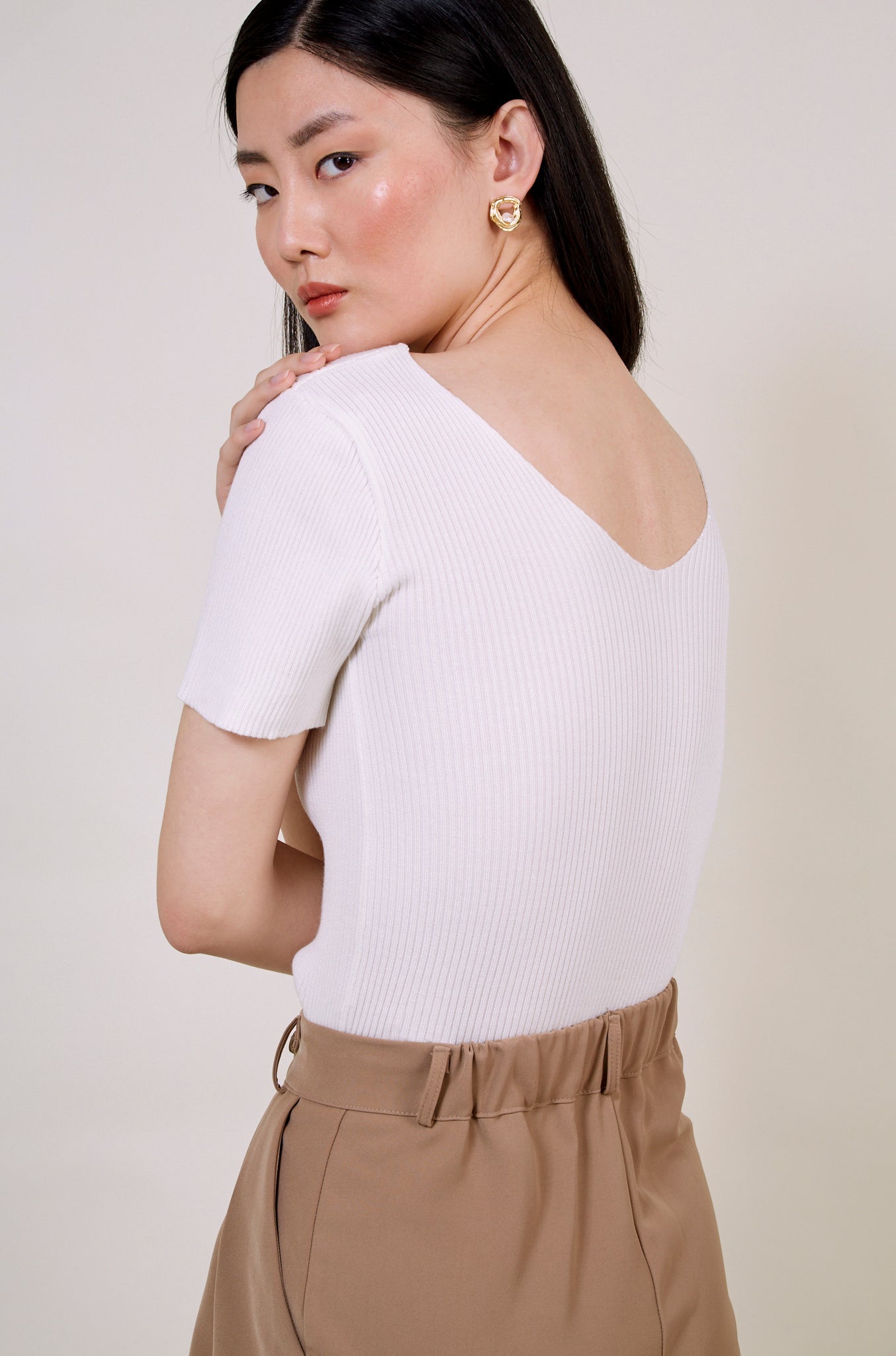 White V neck knit tee_4