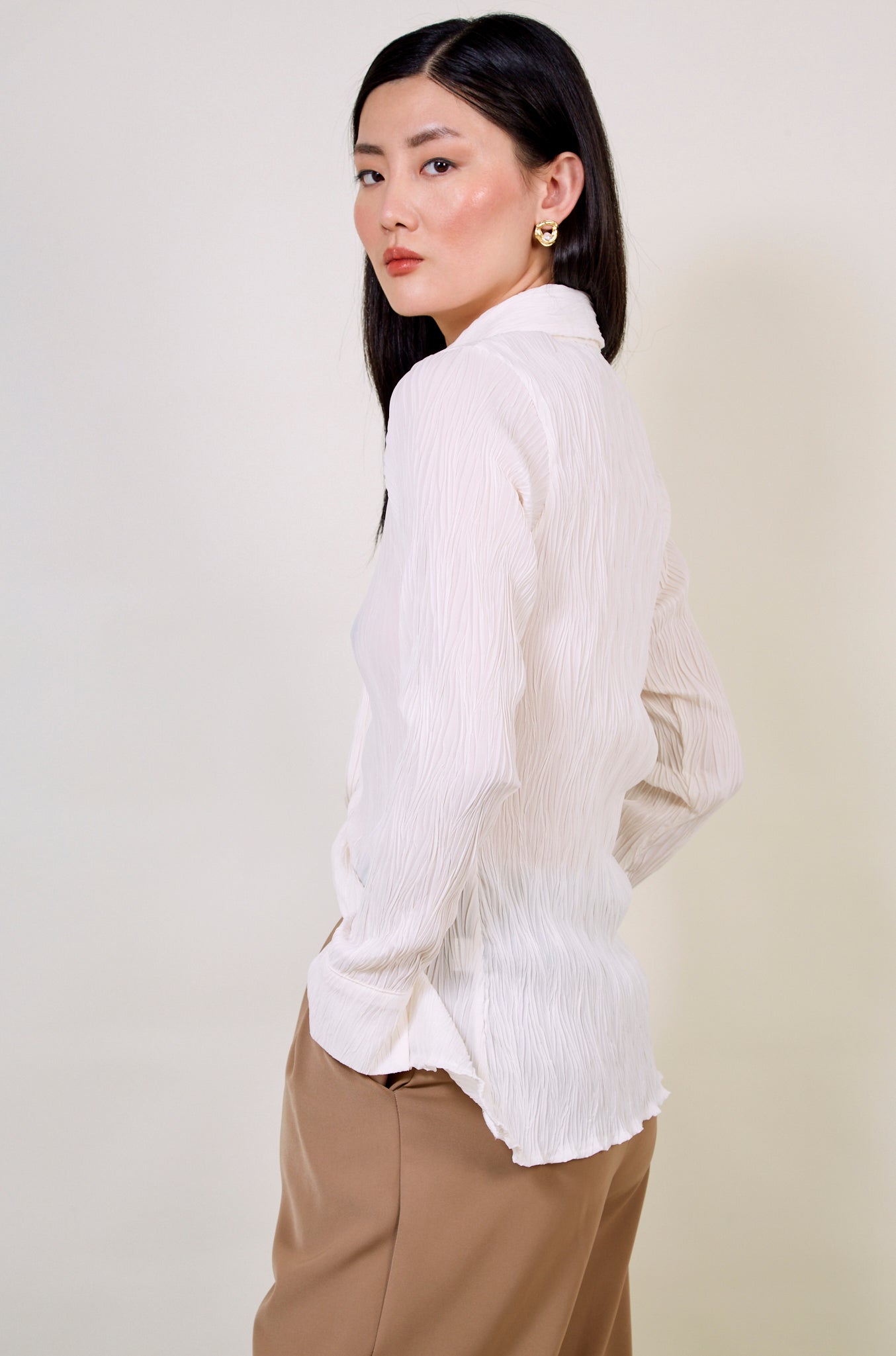 White textured five button long shirt_3