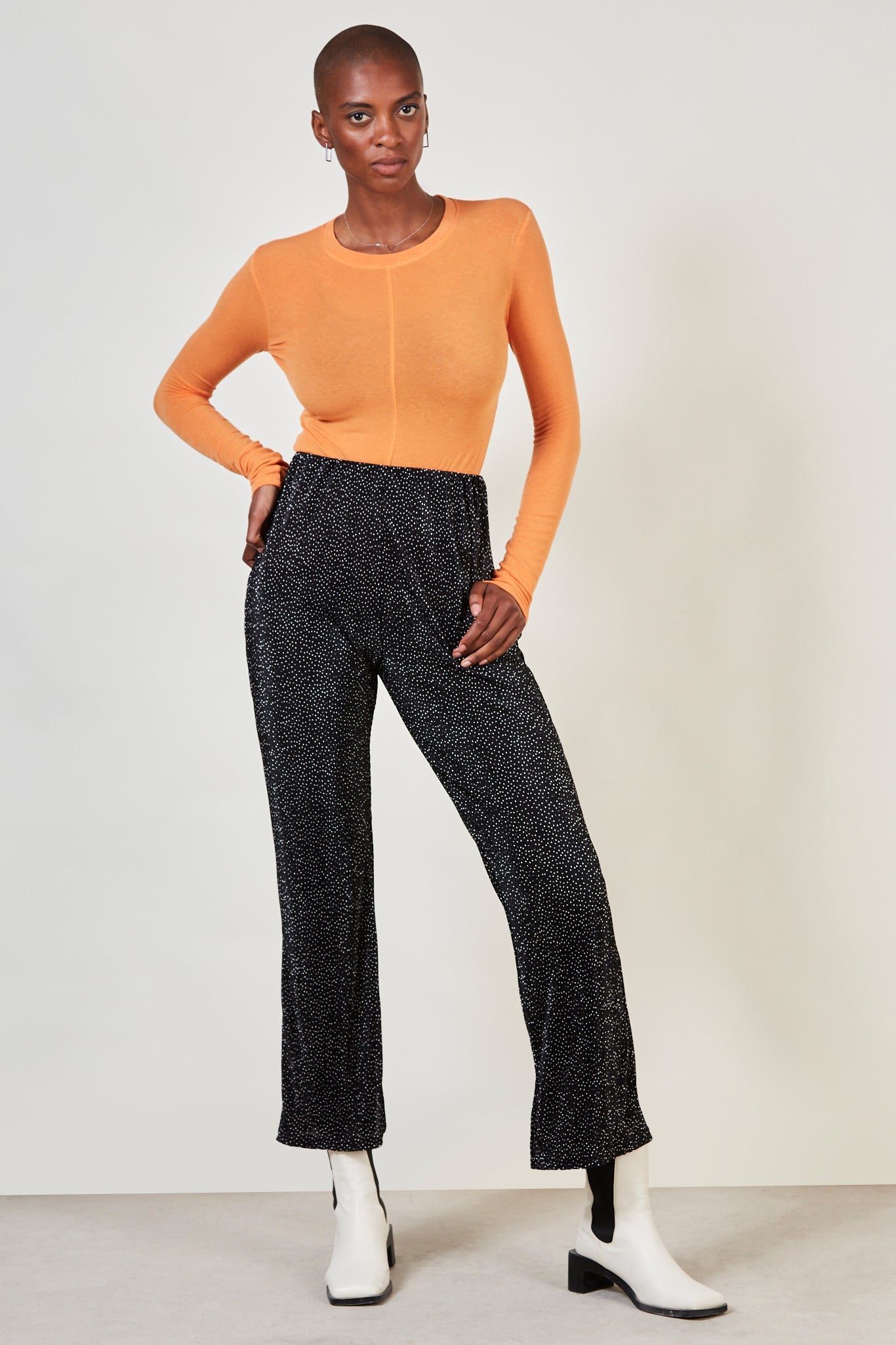 Black and white polka dot ribbed trousers_5