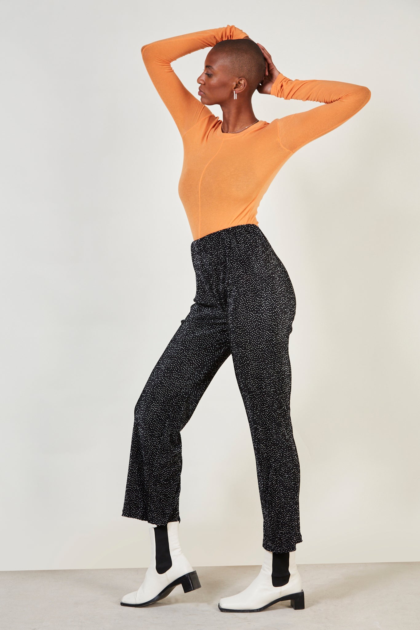 Black and white polka dot ribbed trousers_1