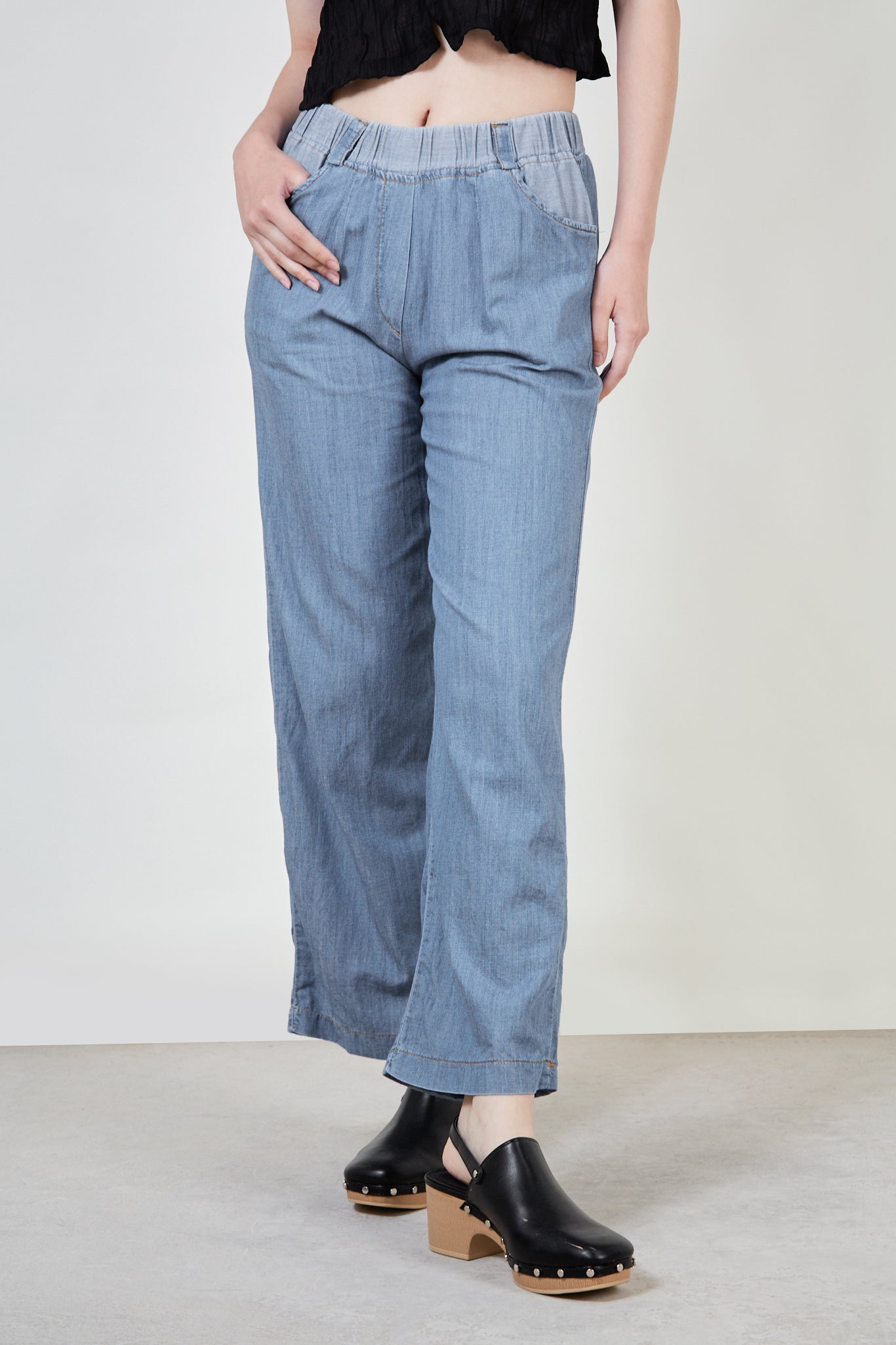 Light blue denim wash trousers_4