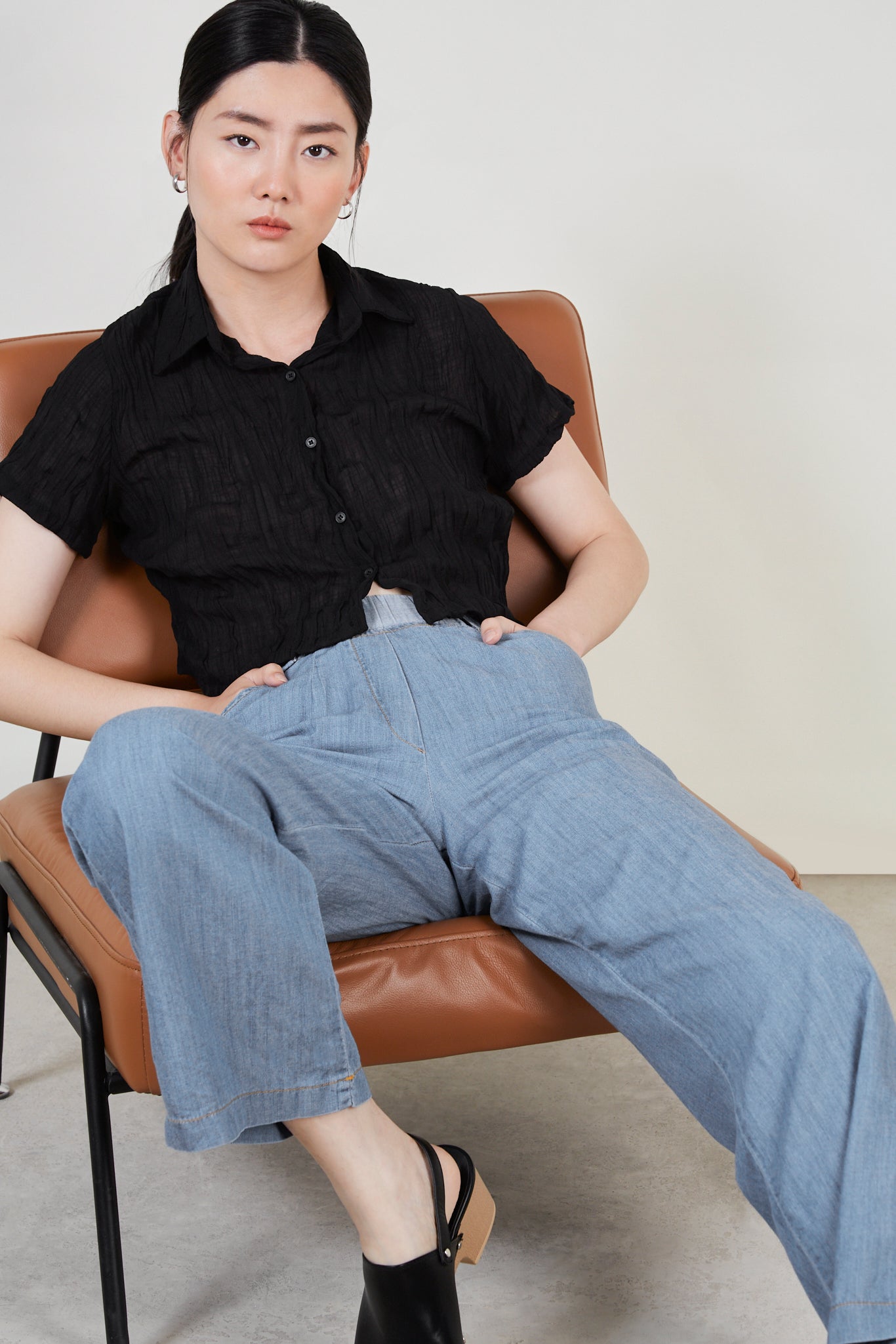 Light blue denim wash trousers_3