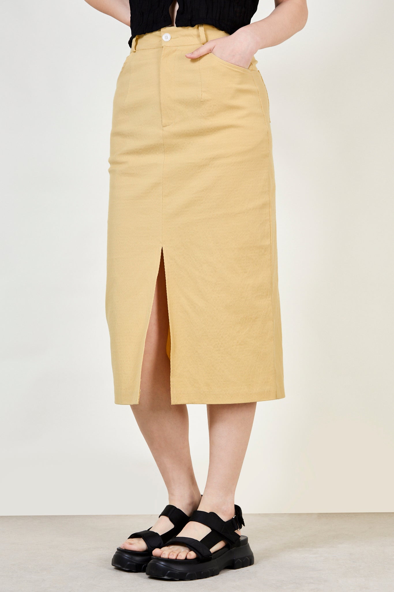 Yellow slit front tailored skirt_1