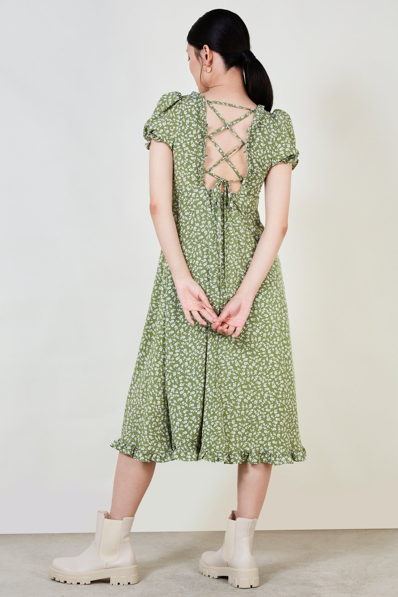 Green floral print lace up back dress_2