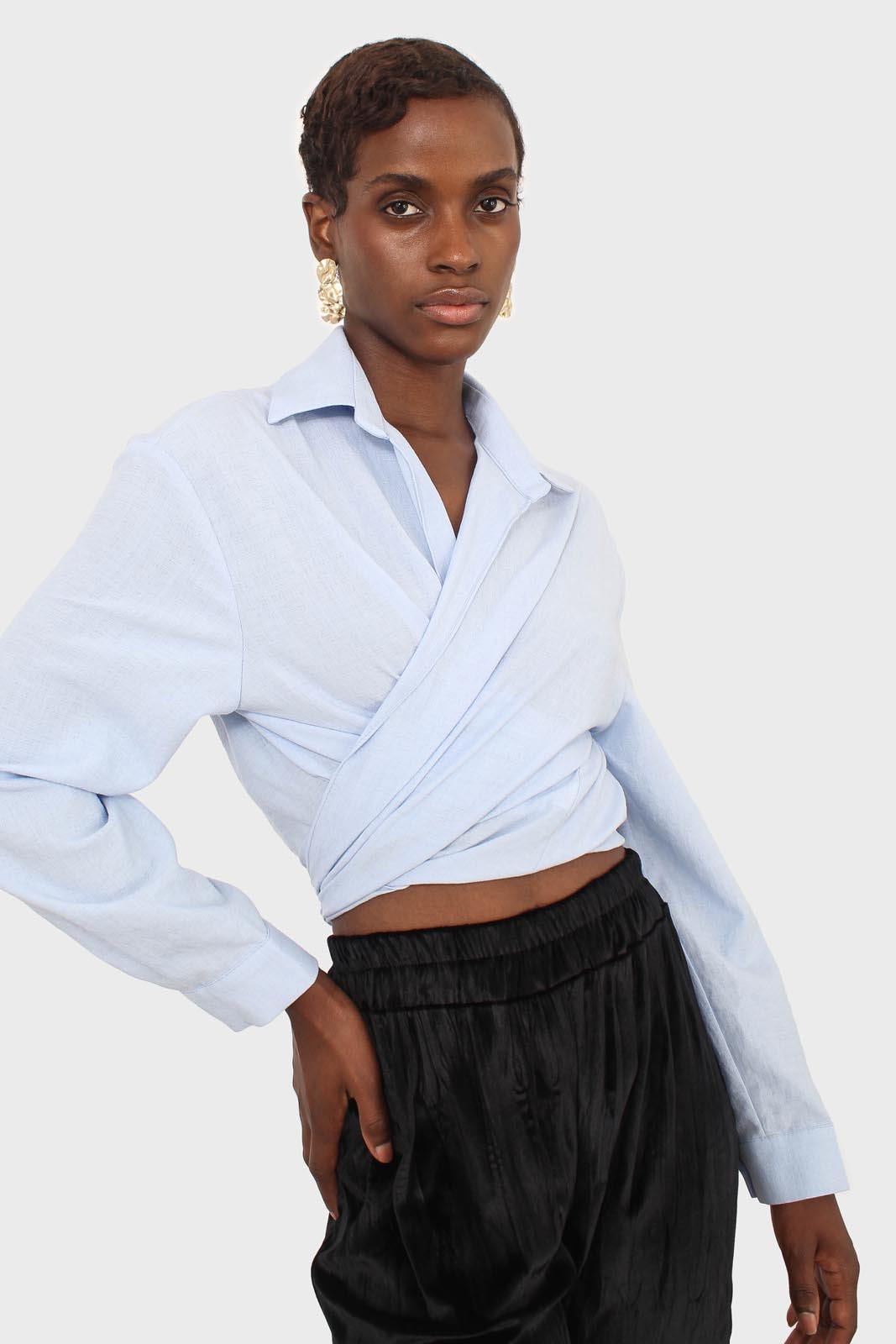 Pale blue linen plunging tie front shirt_1