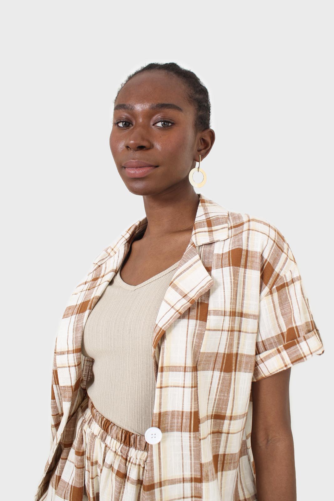 Beige double V-neck ribbed tee_4