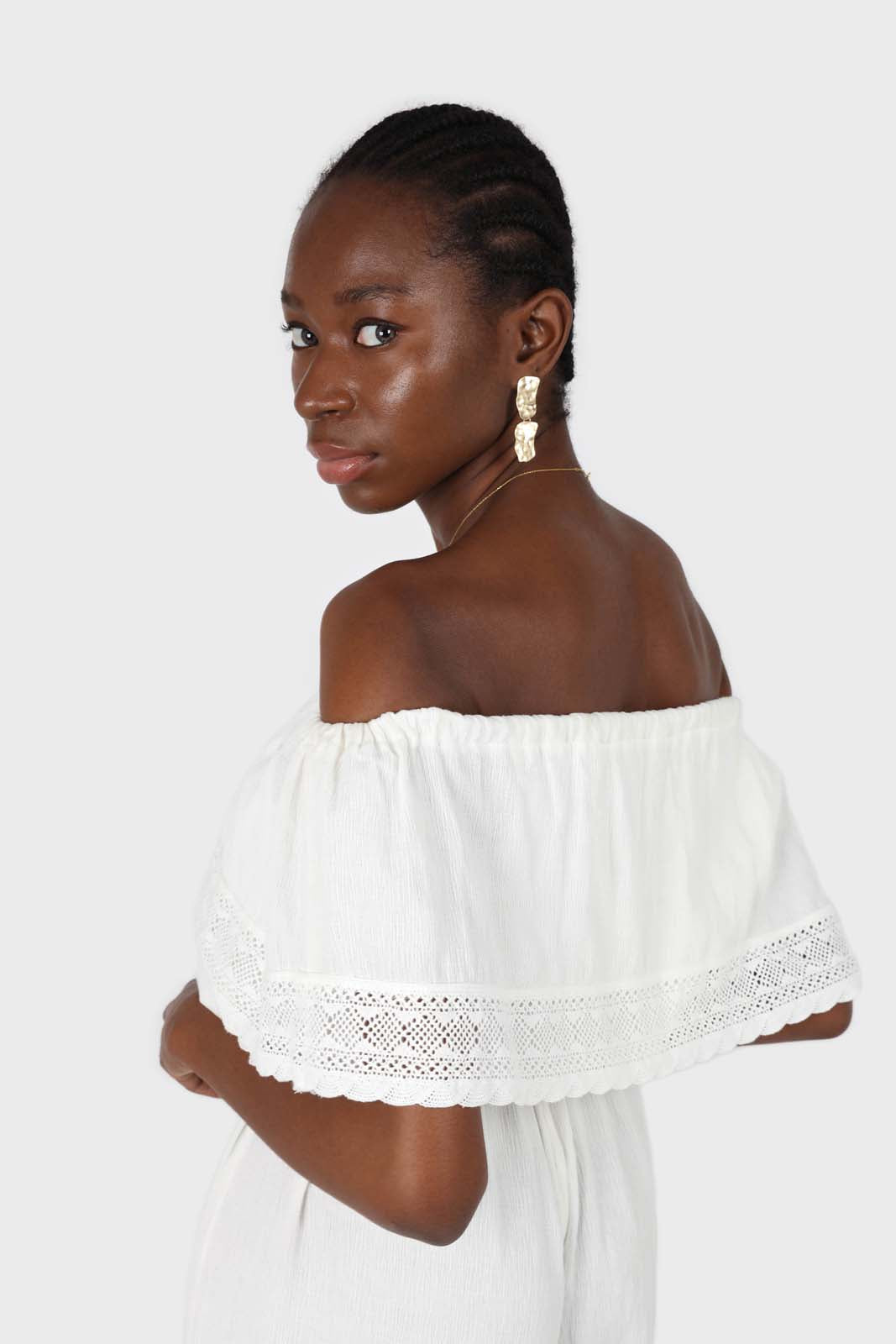 Ivory ruffle off shoulder jumpsuit_5