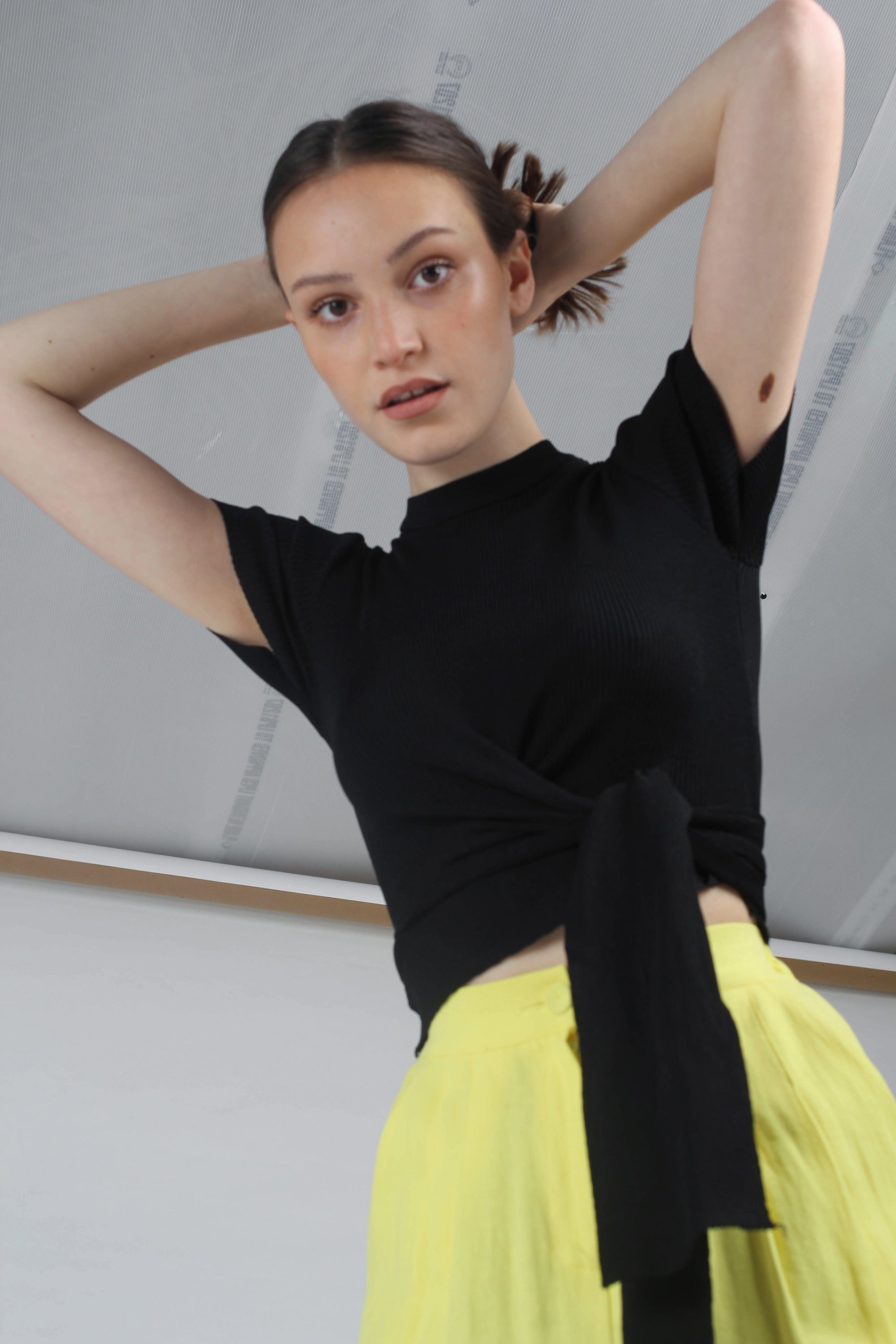 Bright yellow herringbone linen wide trousers_6