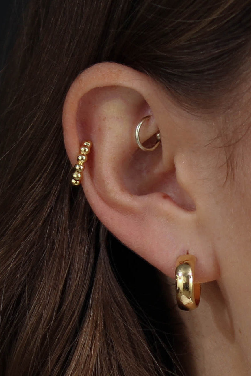 Gold thick hoop glossy earrings - 15mm_2