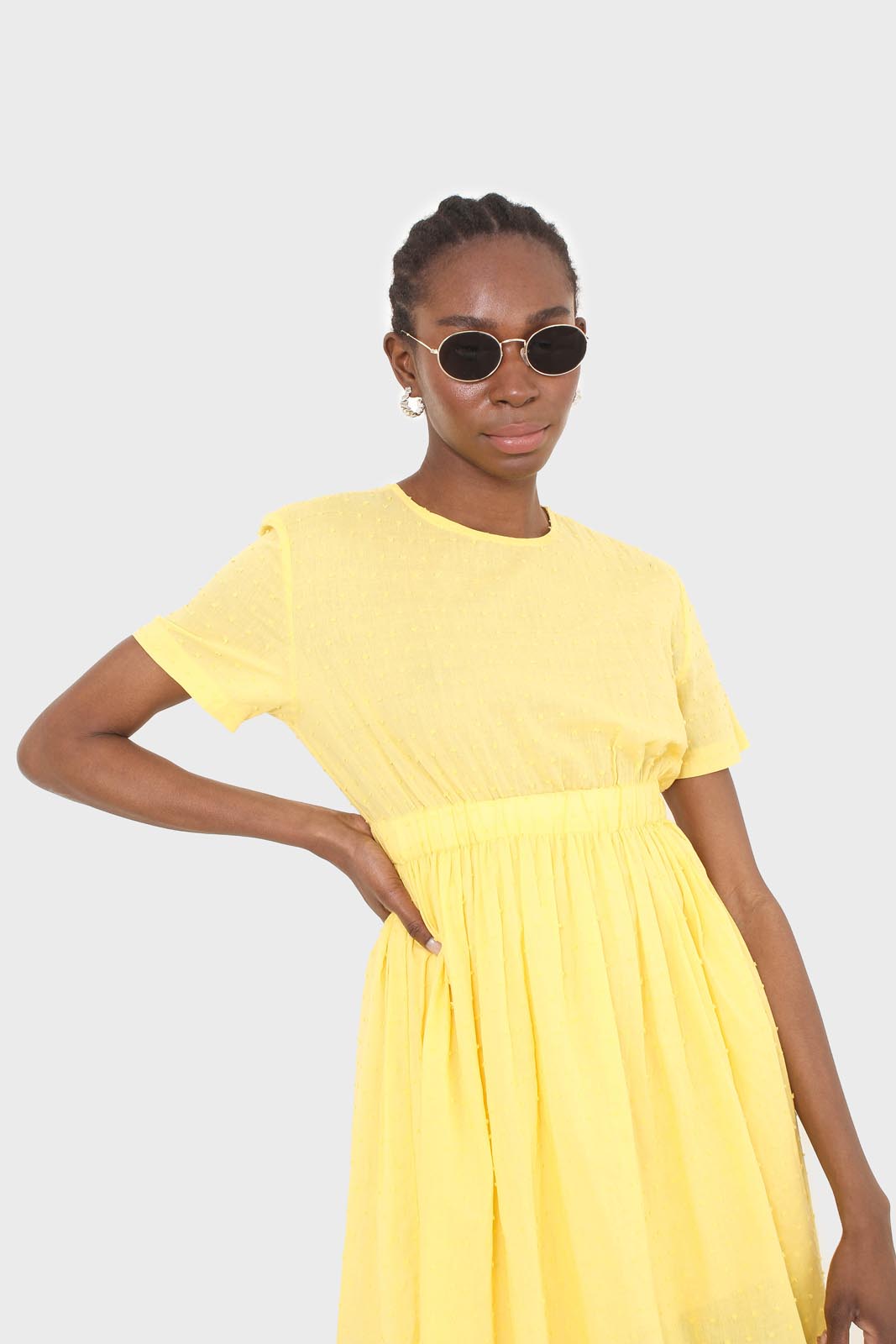 Yellow textured short sleeved maxi dress_3