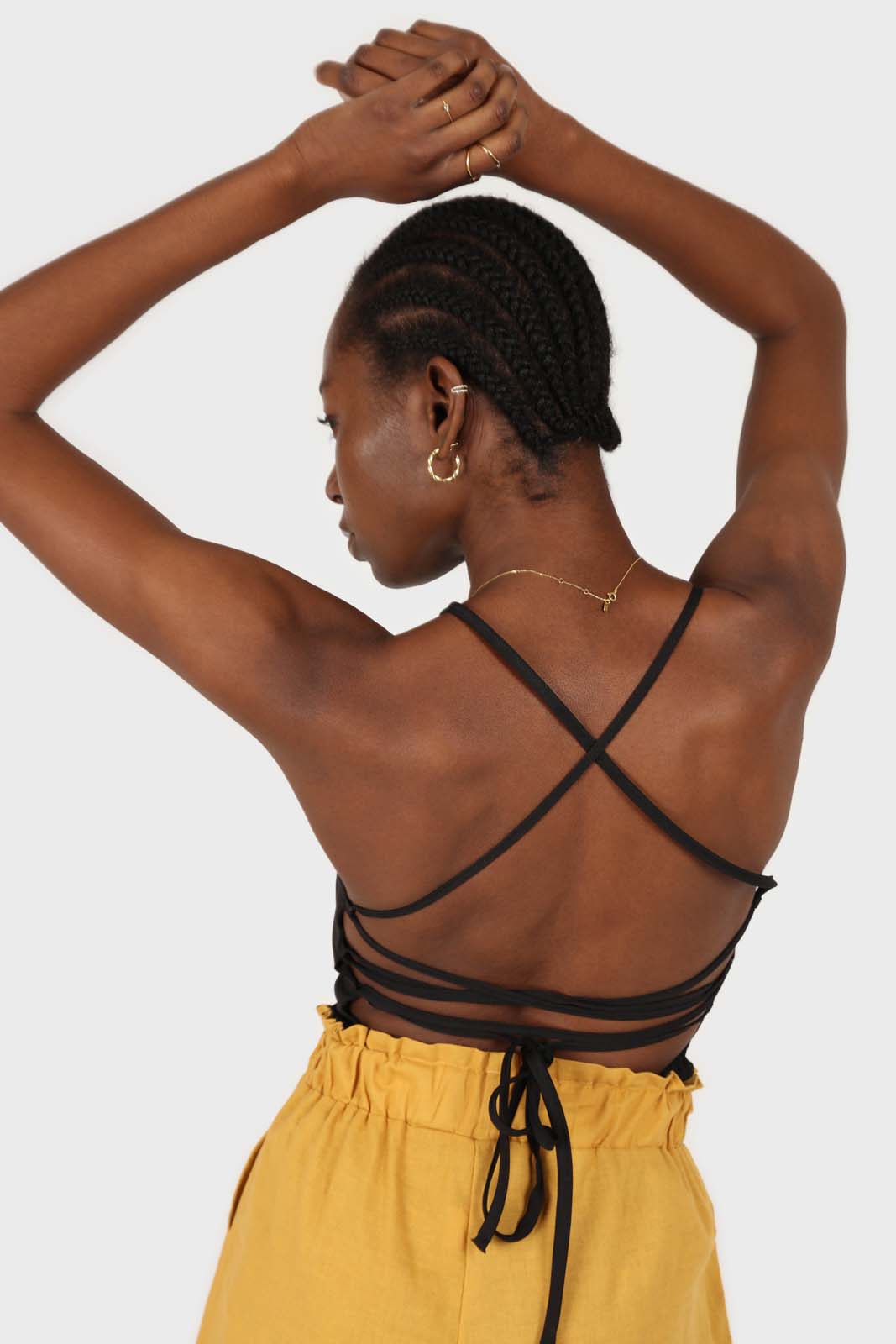 Black open back strappy tank_1