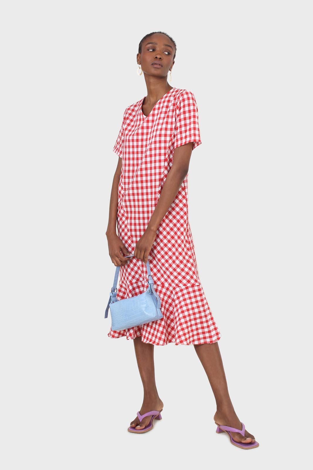 Red gingham V neck tiered ruffle maxi dress_4