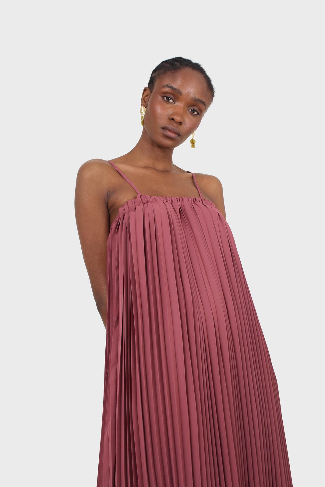Dusty pink pleated thin strap dress_2