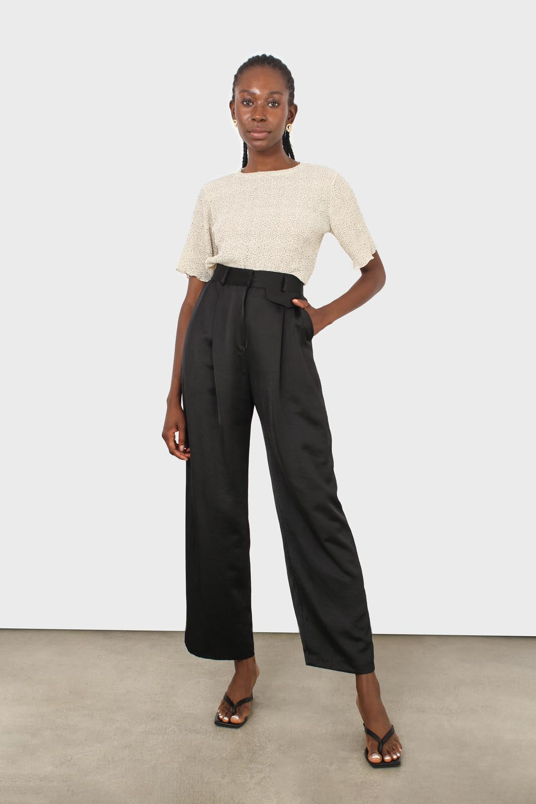 Black flap pocket satin wide leg trousers_1