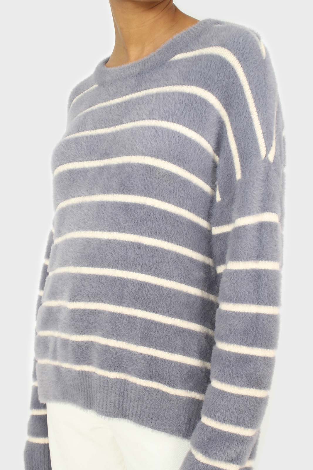 Blue and white striped fuzzy jumper_7