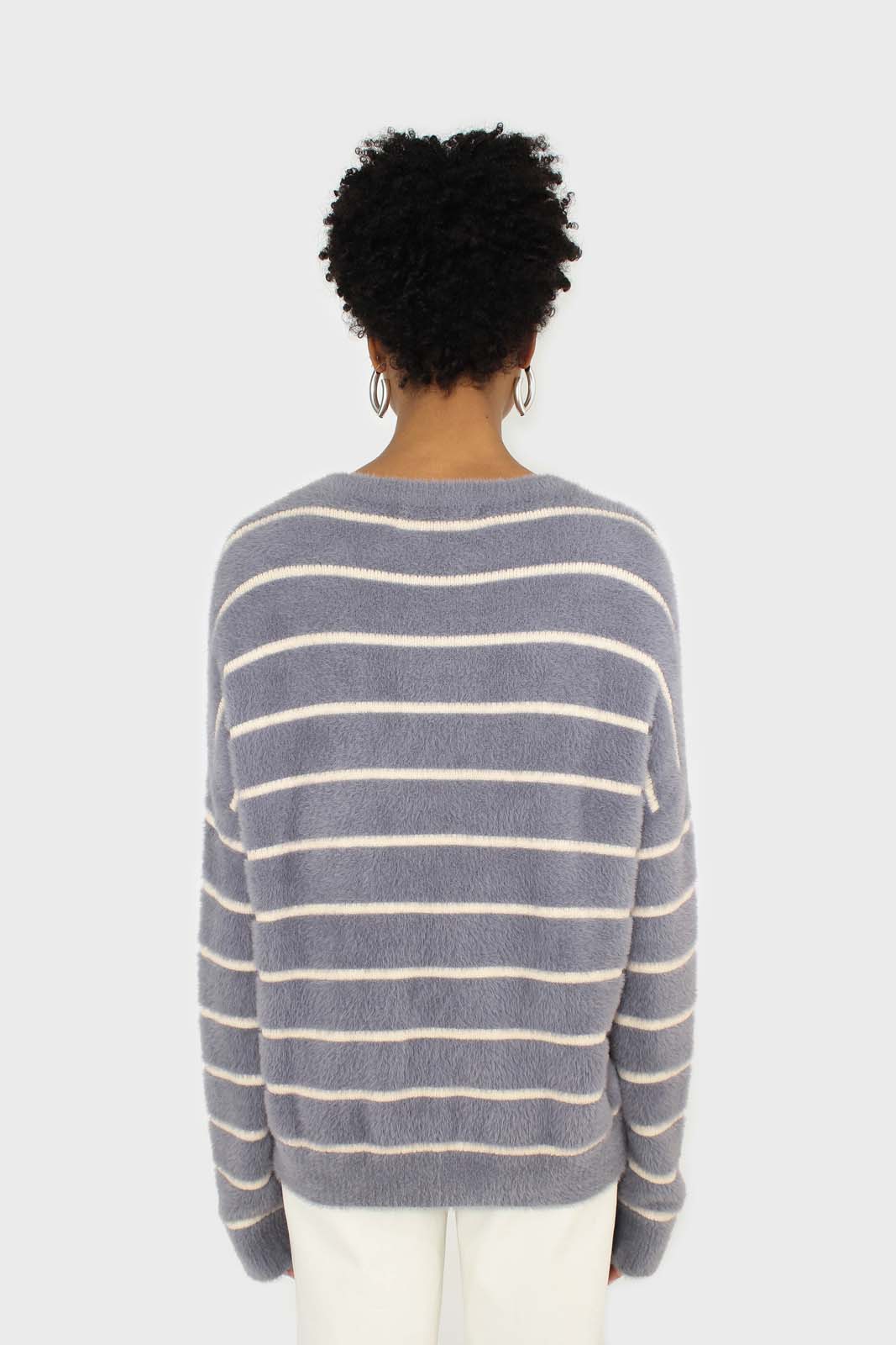 Blue and white striped fuzzy jumper_9