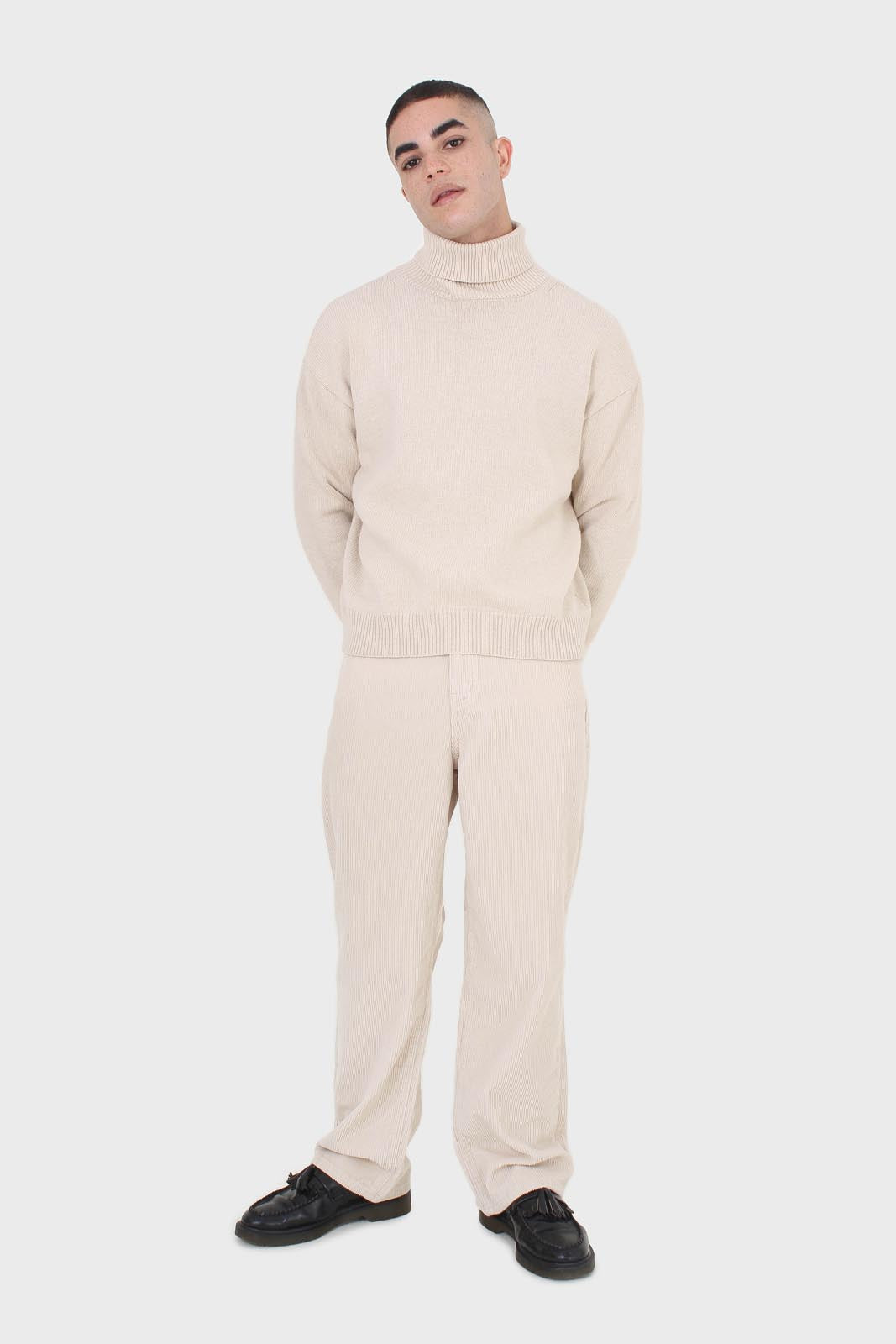 Ivory oversized wool turtleneck jumper_2