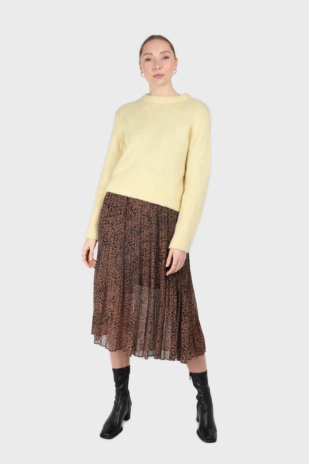 Yellow brush textured crew neck jumper_5