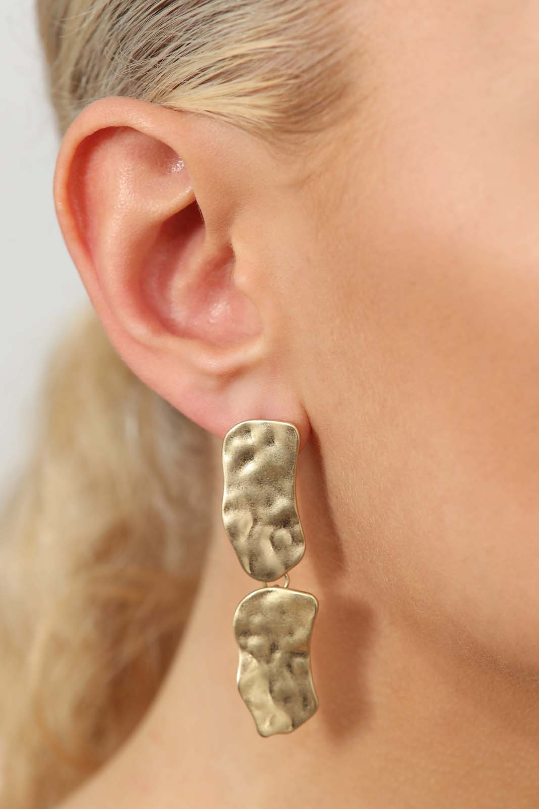 Gold hammered large square drop earrings_2