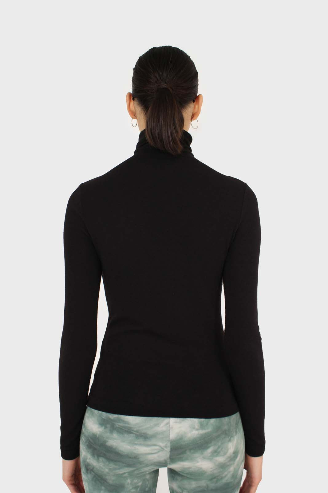 Black shirring neck jersey turtleneck top_2
