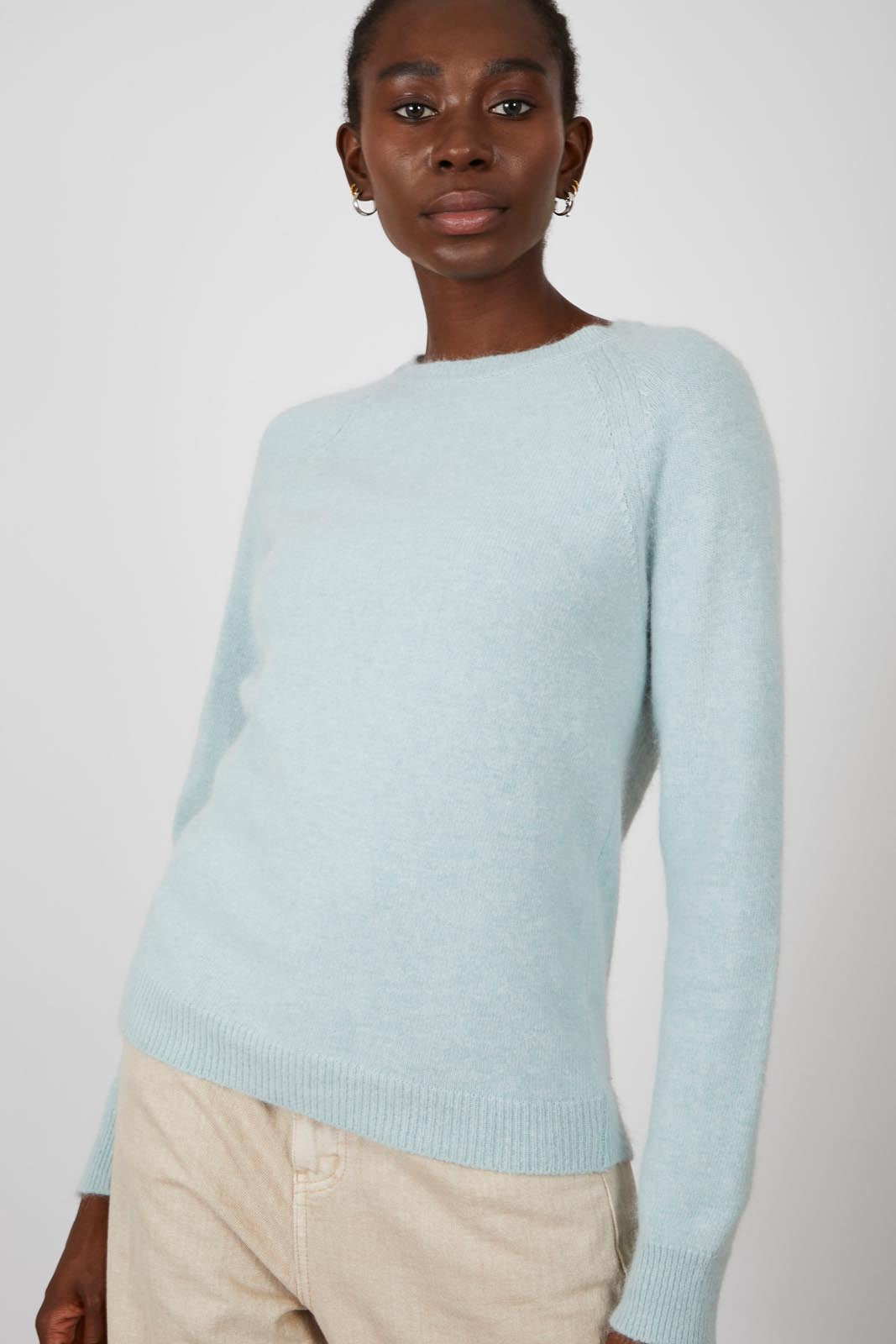 Mint crew neck raglan sleeve wool jumper_1
